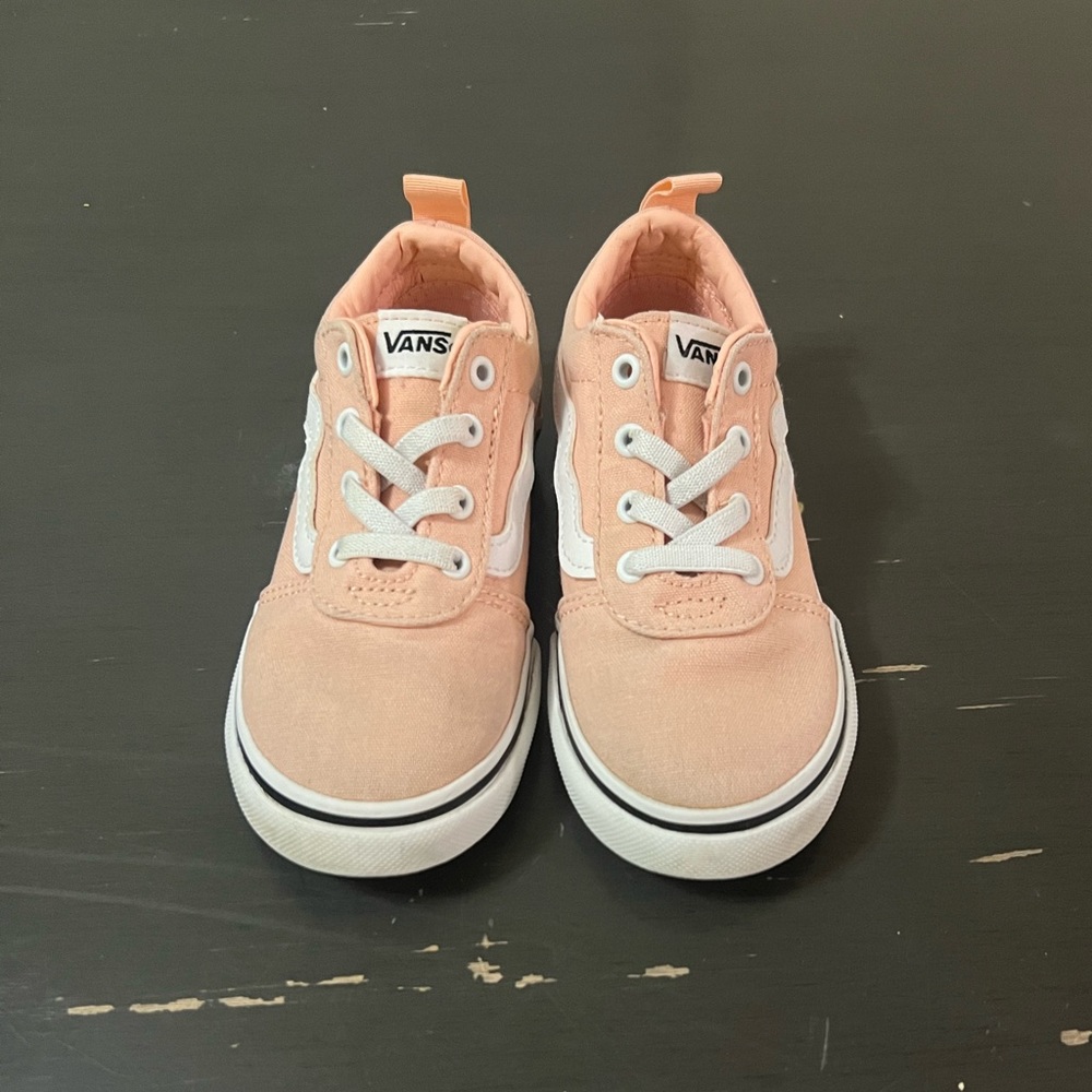 Vans - Peach Old Skool - Size 9 Toddler